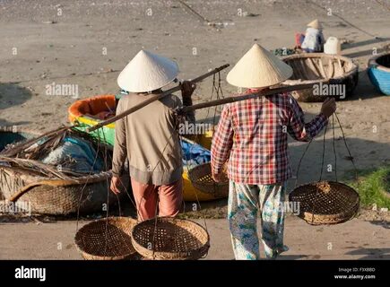 Vì sao thang máy có gương, nhà sản xuất nêu 3 lý do khiến nhiều người bất ngờ